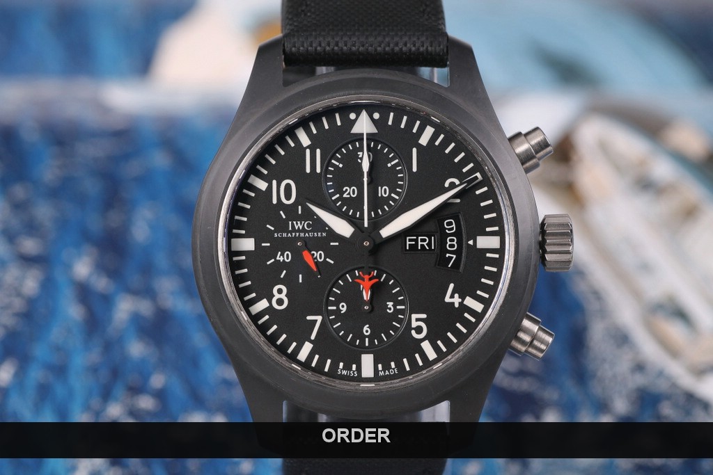 dong_ho_iwc_pilots_watch_top_gun_chronograph_iw378901