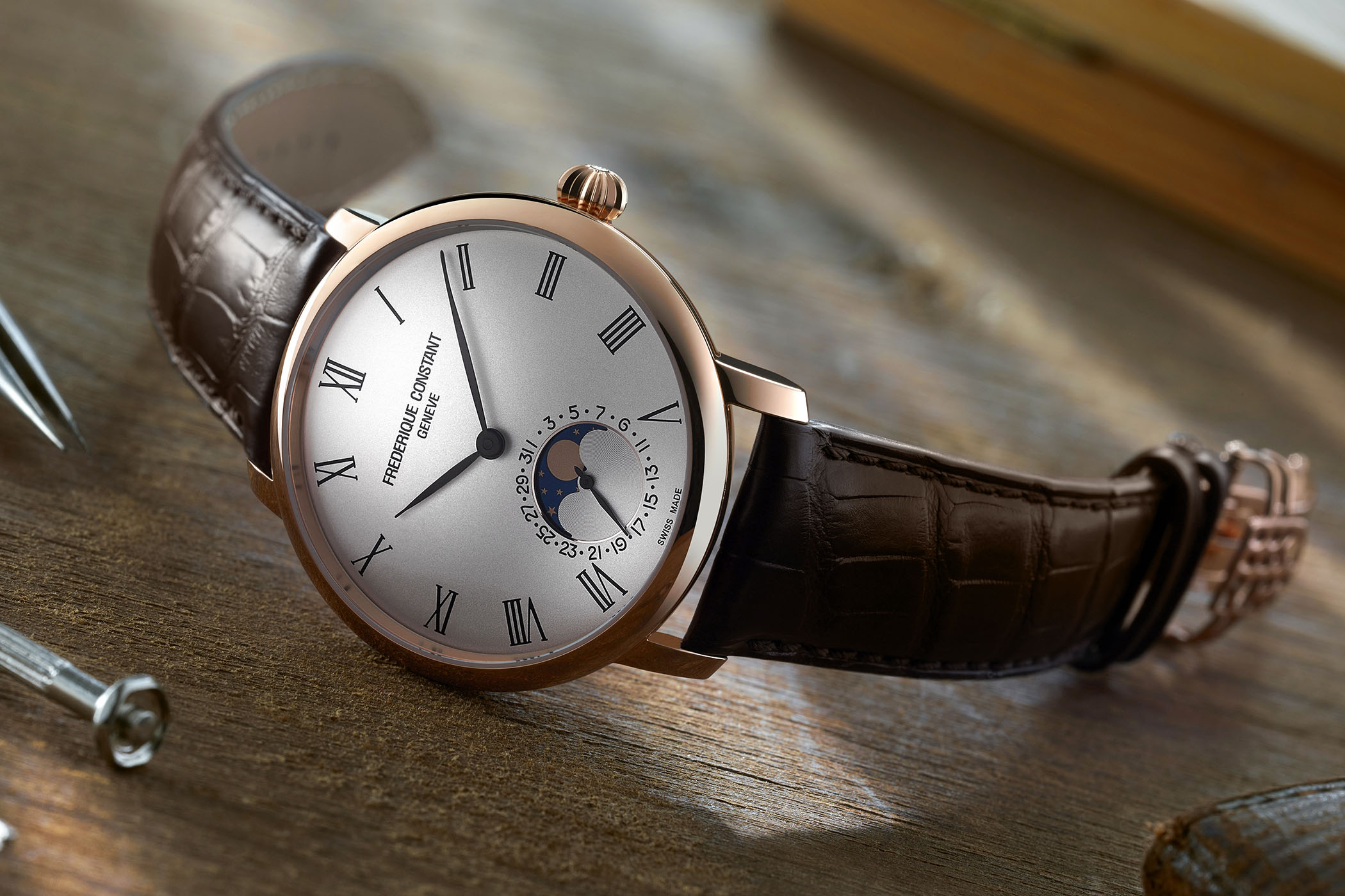 frederique_constant_slimline_moonphase_manufacture_with_roman_numerals_3