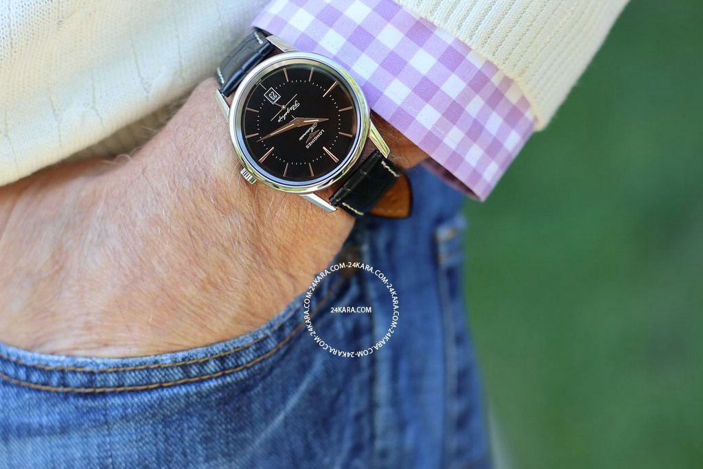 wrist_shot_outdoors_web
