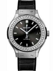 Đồng hồ Hublot Classic Fusion Titanium 38mm 565.NX.1470.LR.1204 Kim cương