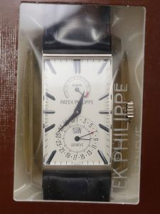 Đồng Hồ Patek Philippe Gondolo 5200G-010 White Gold