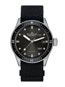 Đồng hồ Blancpain Bathyscaphe Quantième Annuel 5071 1110 NABA