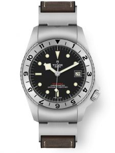 Đồng hồ Tudor Black Bay P01 M70150-0001