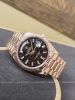 dong-ho-rolex-day-date-m228235-0045-228235-0045-vang-everose-18-ct-mat-so-thach-anh-va-kim-cuong - ảnh nhỏ 2