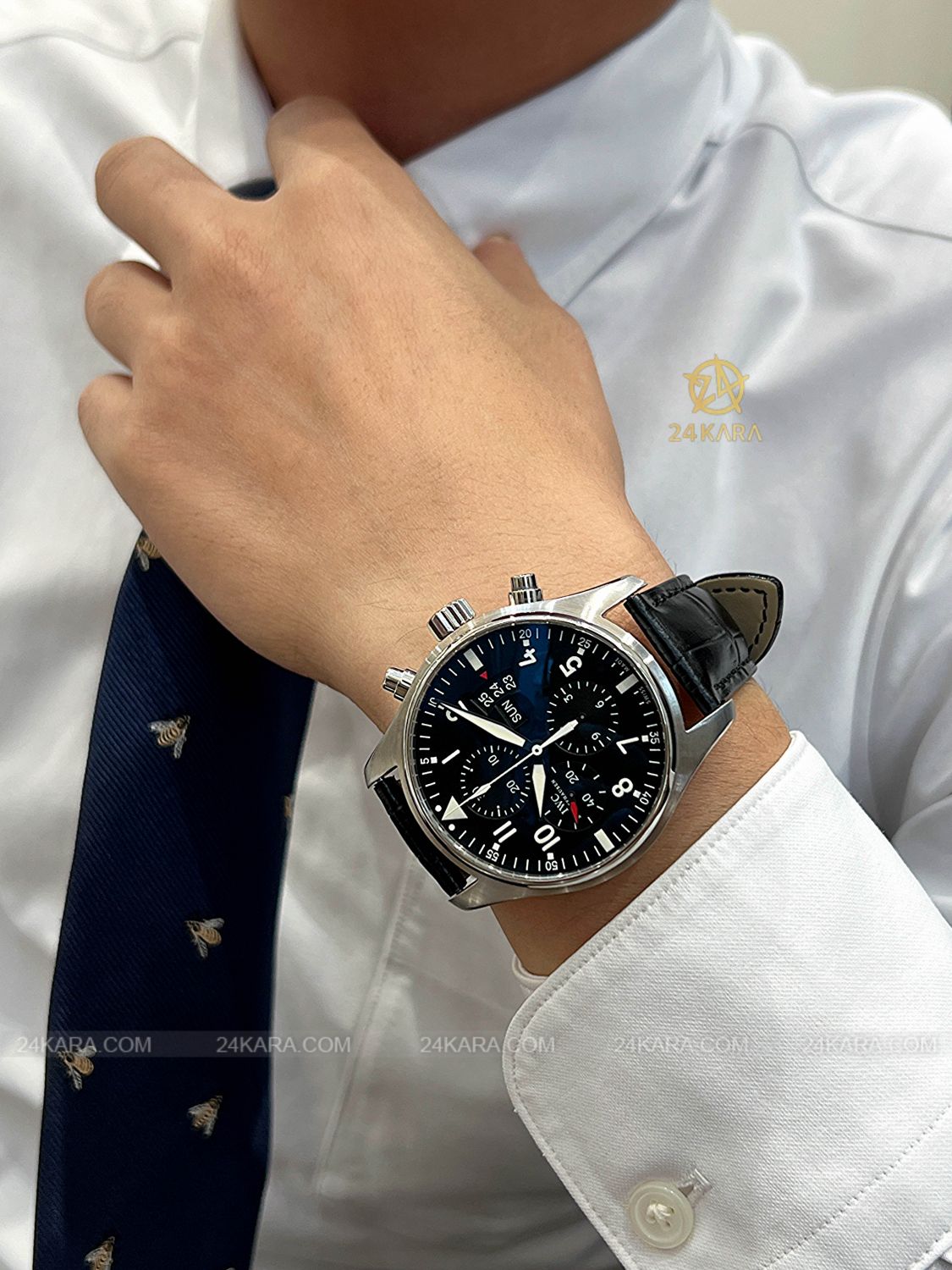 Đồng hồ IWC Pilot Chronograph IW377701 43mm Vỏ Thép Mặt Đen - Lướt