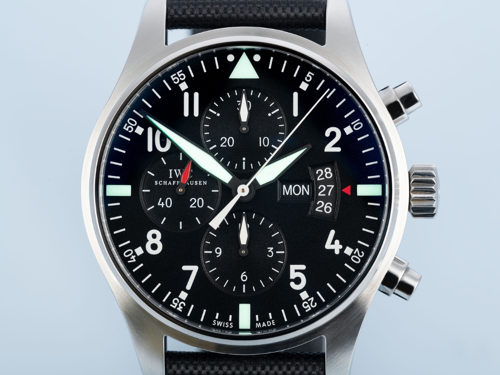 Đồng hồ IWC Pilot Chronograph IW377701 43mm Vỏ Thép Mặt Đen - Lướt