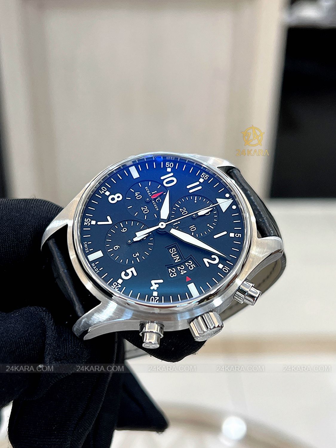 Đồng hồ IWC Pilot Chronograph IW377701 43mm Vỏ Thép Mặt Đen - Lướt