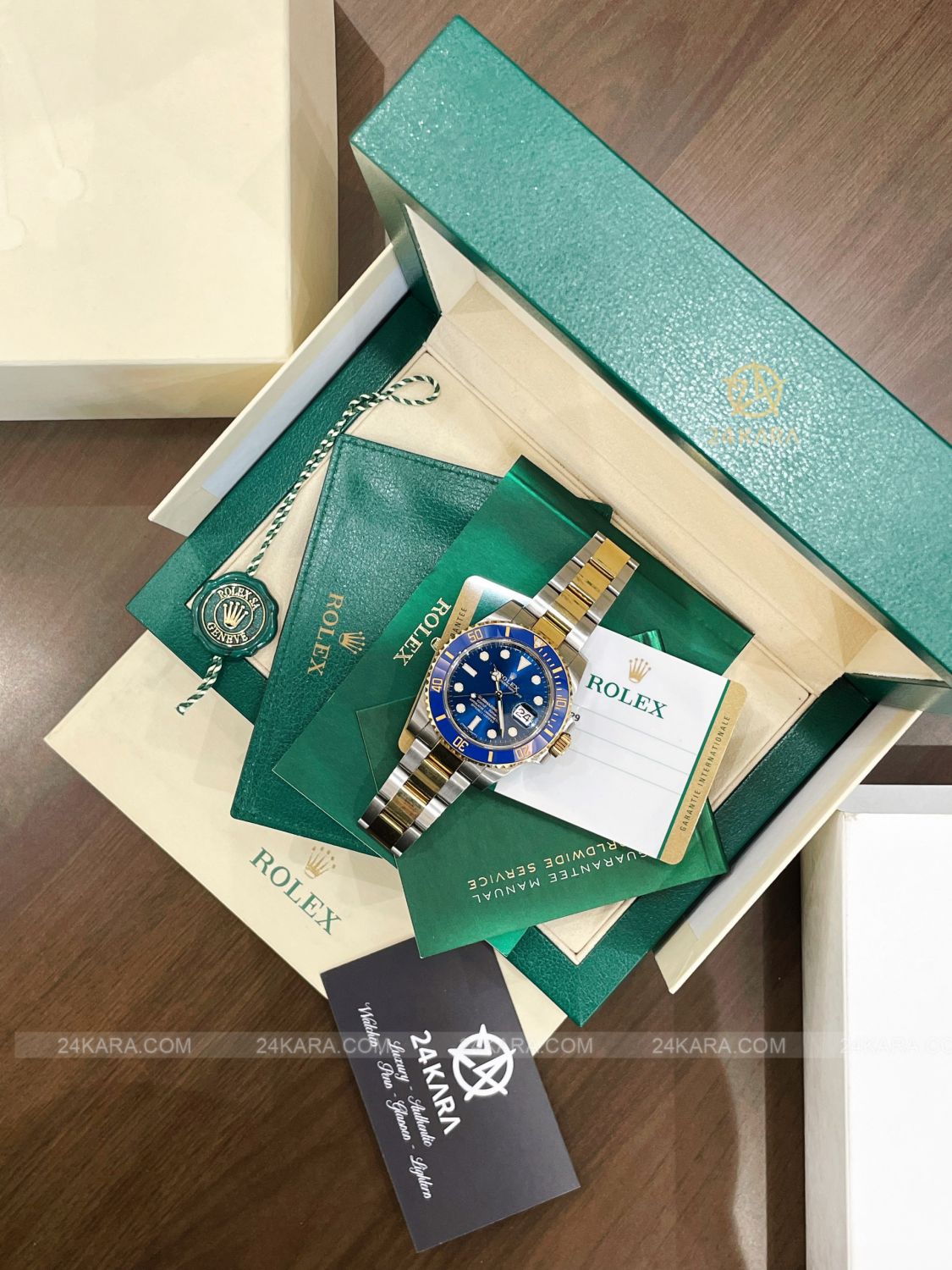 Đồng hồ Rolex Submariner Date 40mm 116613LB Gold Steel Demi vàng mặt xanh - Lướt