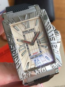 Đồng hồ Roger Dubuis Just For Eriends MS34 21 9 1253 (lướt)