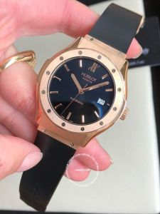 Đồng hồ Hublot Classic Fusion Rose Gold 1915.8 (lướt)