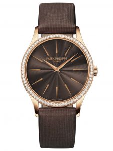 Đồng Hồ Patek Philippe Calatrava 4897R-001 Rose Gold Kim cương
