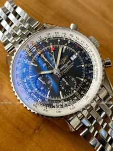 Đồng hồ Breitling Navitimer World GMT Chronograph NEW A2432212B726