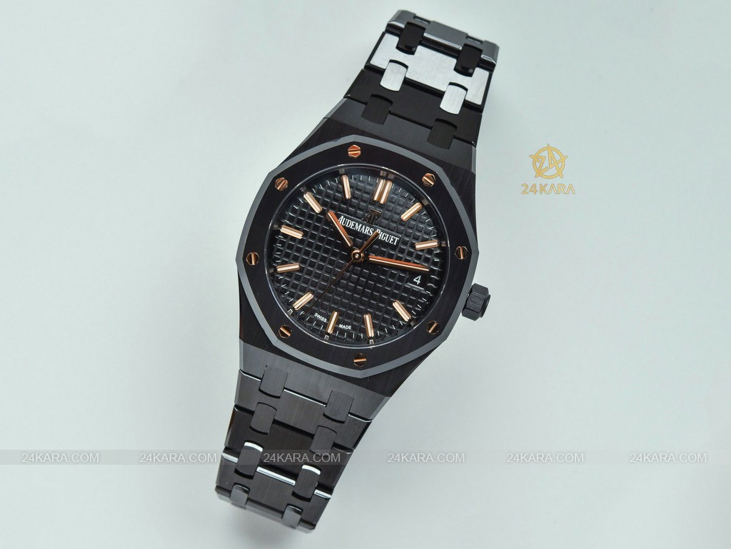 audemars_piguet_royal_oak_34mm_black_ceramic_77350ce.oo.1266ce.01-2