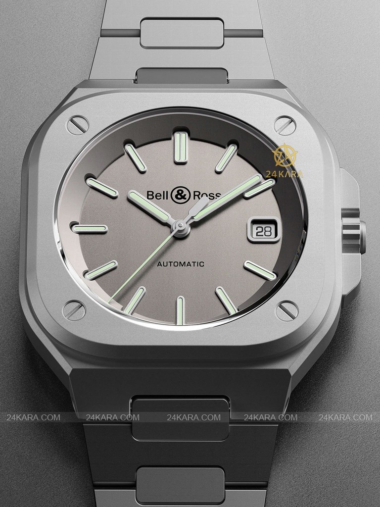 bell-and-ross-br-05-horolum-3