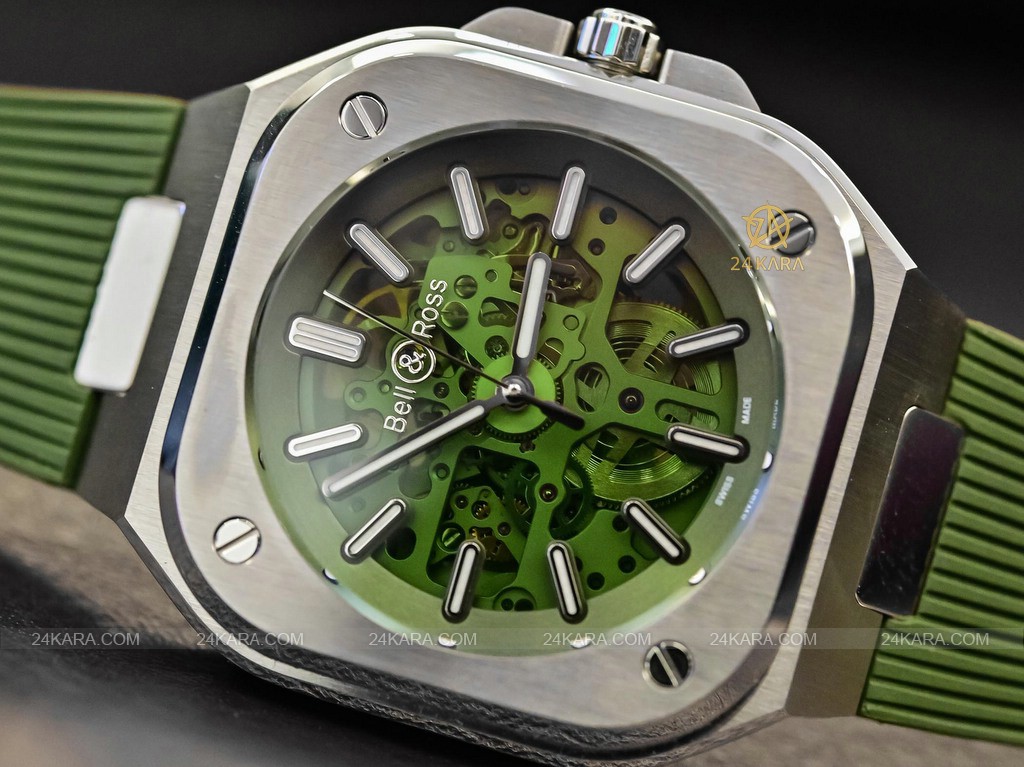 bell-and-ross-br-05-skeleton-green-4