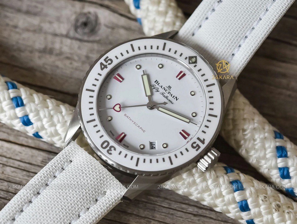 blancpain_fifty_fathoms_bathyscaphe_valentines_day_2023_5100a_1127_w52a-2