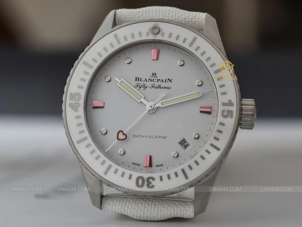 blancpain_fifty_fathoms_bathyscaphe_valentines_day_2023_5100a_1127_w52a-4