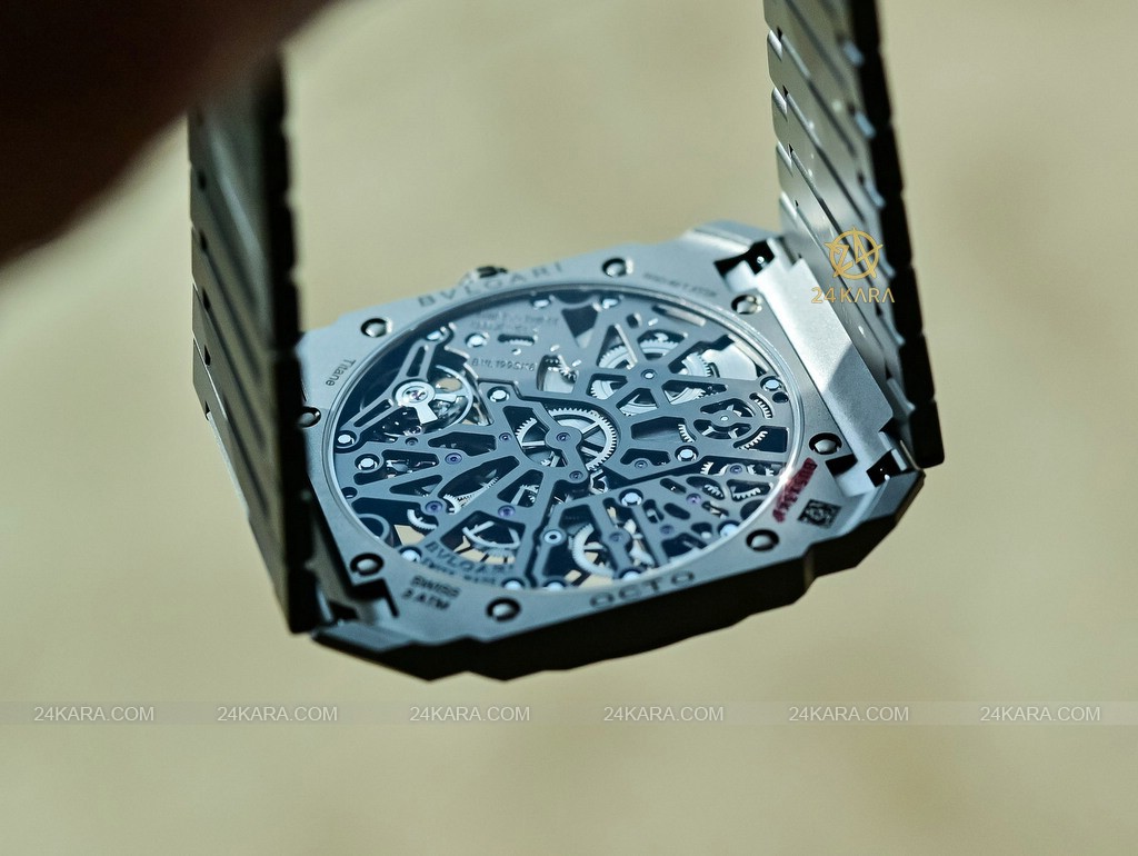 bulgari-octo-finissimo-skeleton-8-days-titanium-8