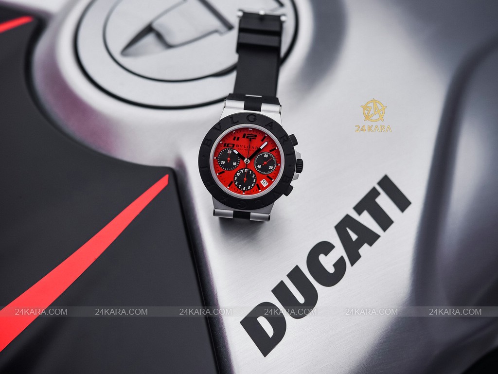 bulgari_aluminium_chronograph_ducati_special_edition_103701-9