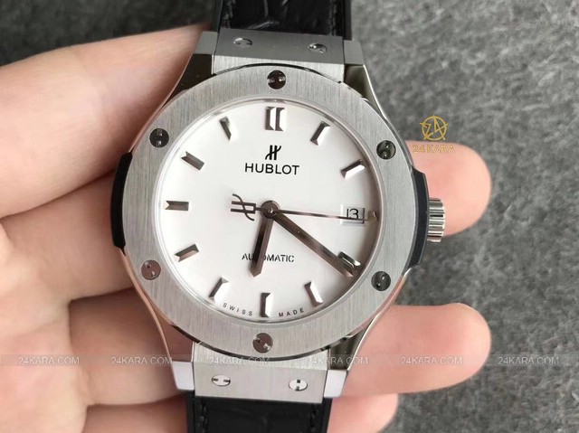 hublot_classic_fusion_titanium_opalin_565.nx.2611.lr-3