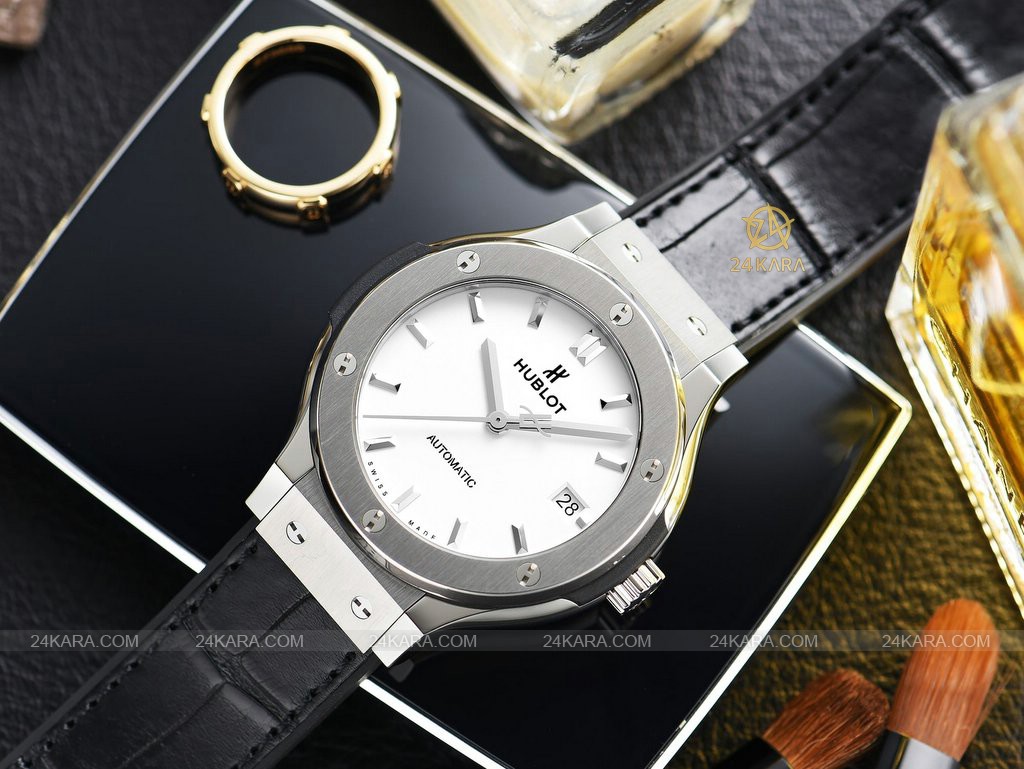 hublot_classic_fusion_titanium_opalin_565.nx.2611.lr-4