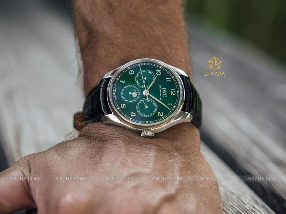 iwc-portugieser-perpetual-calendar-42-green-dial-steel-iw344207-1