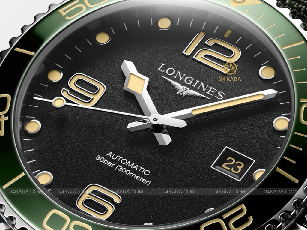 longines-hydroconquest-41mm-automatic-matte-black-dial-green-bezel-adventure-l3.781.4.05.2-l3.781.4.05.6-5