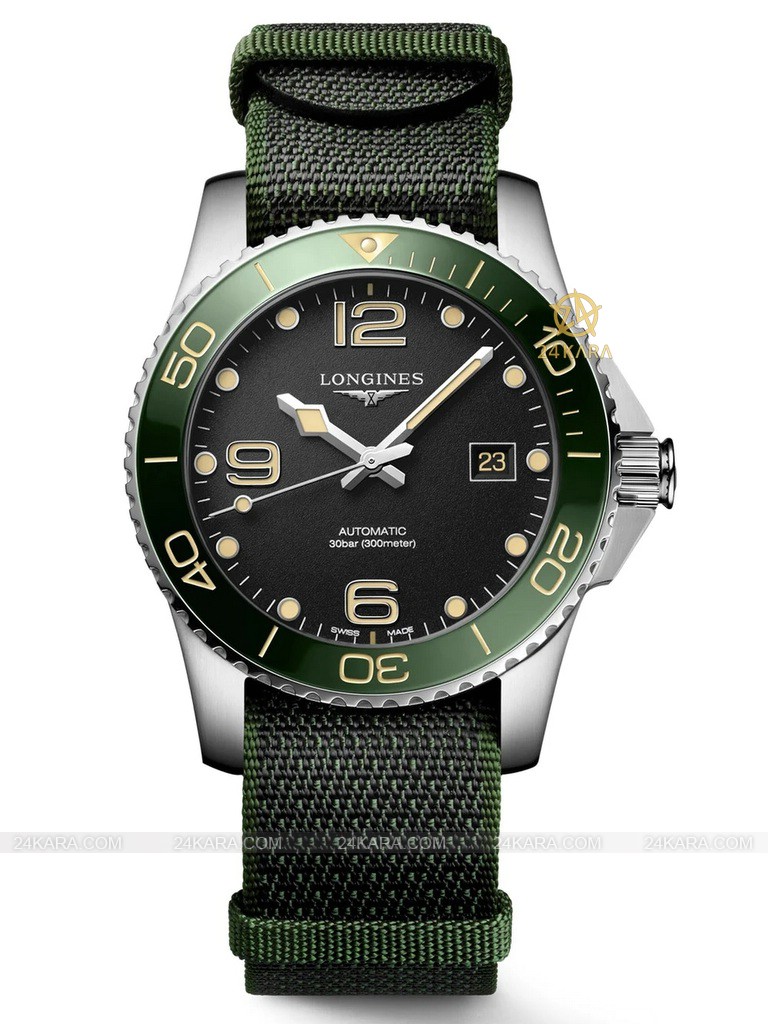 longines-hydroconquest-41mm-automatic-matte-black-dial-green-bezel-adventure-l3.781.4.05.2-l3.781.4.05.6-6