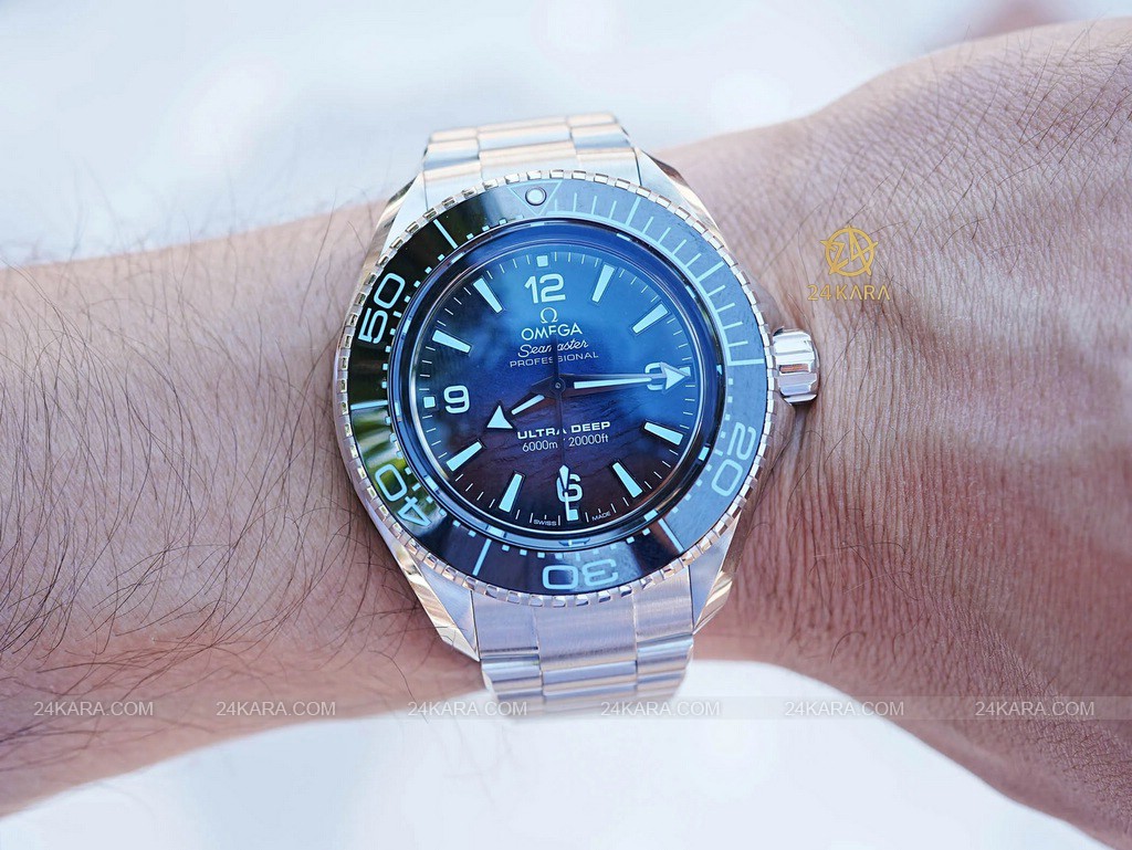 omega-seamaster-planet-ocean-ultra-deep-6000m-75th-anniversary-summer-blue-gradient-1