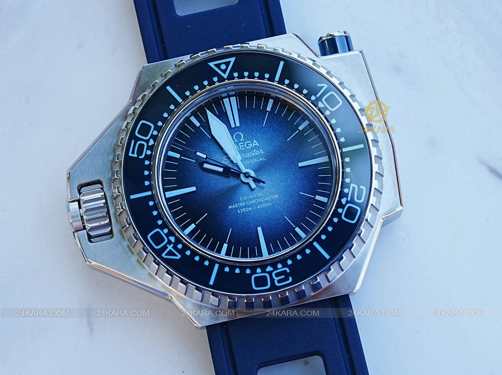 omega_seamaster_ploprof_1200m_summer_blue_227.32.55.21.03.001-6