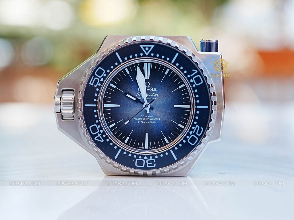 omega_seamaster_ploprof_1200m_summer_blue_227.32.55.21.03.001-7