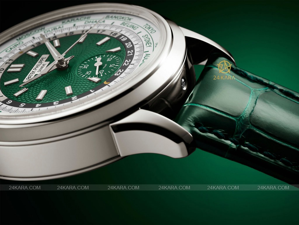 patek_philippe_world-time_chronograph_5930p-001-3