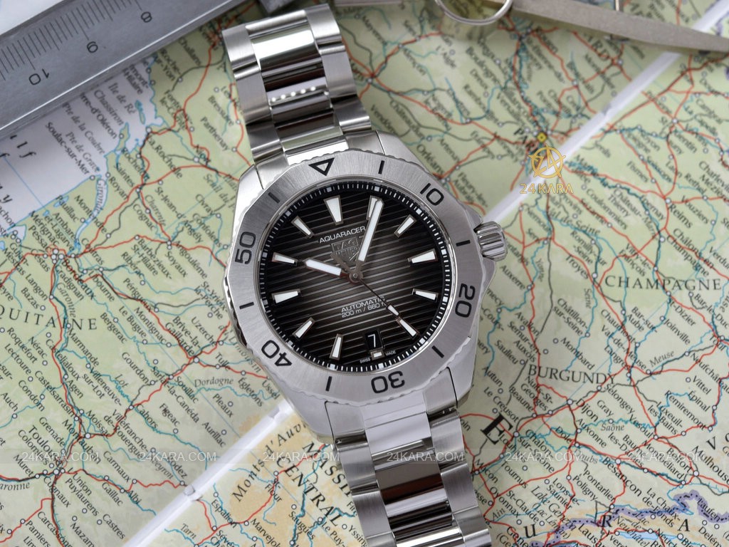 tag_heuer_aquaracer_professional_200-2