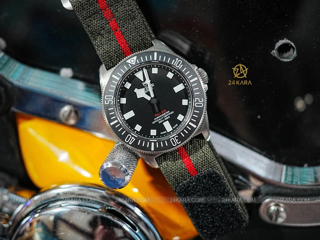 tudor_pelagos_fxd_black_25717n-4