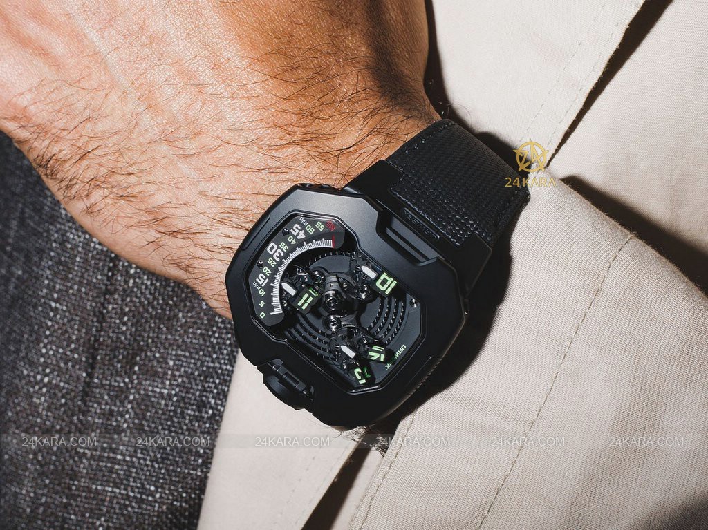 urwerk-ur-120-space-black-9