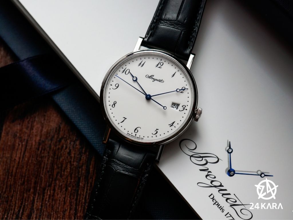 Vẻ đẹp tối giản được nâng lên một tầm cao mới với đồng hồ Breguet Classic 5177BB299V6