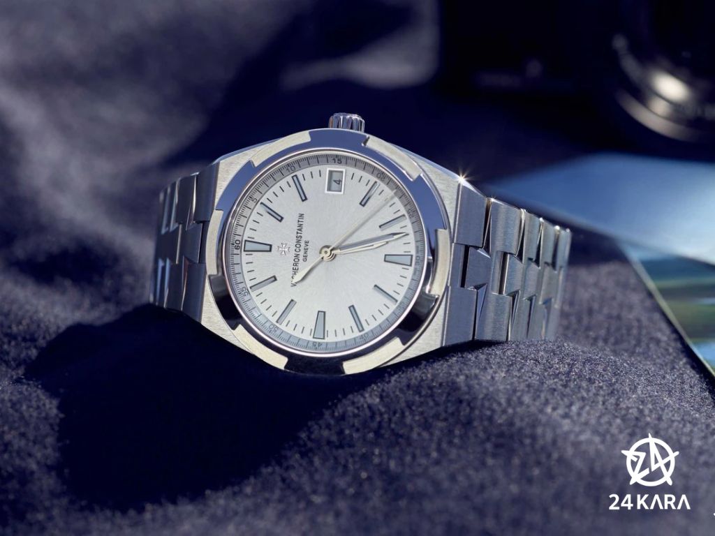 Review chi tiết đồng hồ Vacheron Constantin Overseas 4500V/110A-B126 4500V110AB126