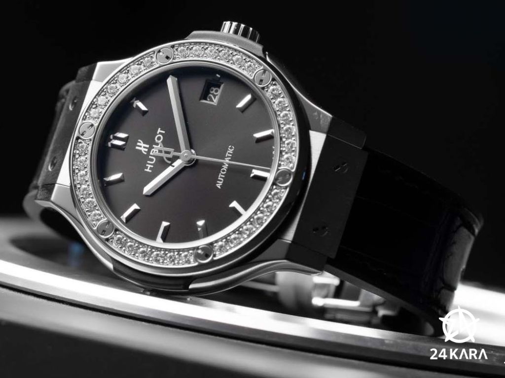 Review chi tiết đồng hồ Hublot Classic Fusion Titanium Diamonds 38mm 565.nx.1171.lr.1204 565nx1171lr1204