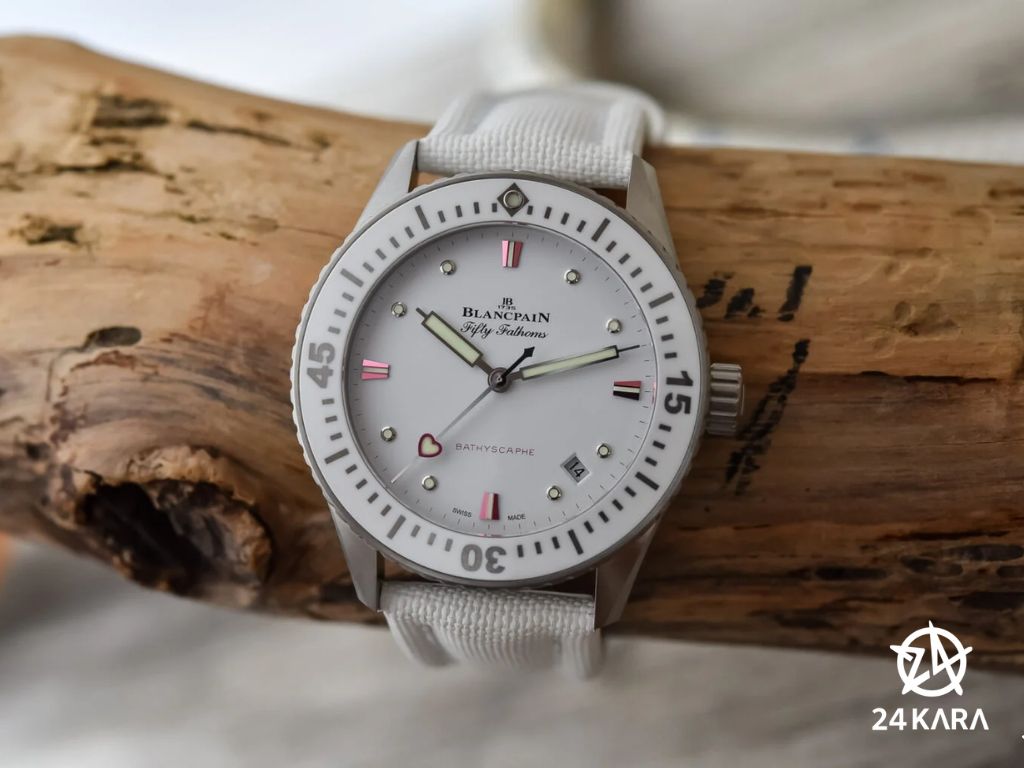 Giới thiệu đồng hồ Blancpain Fifty Fathoms Bathyscaphe Valentine’s Day 2023 5100A 1127 W52A mới