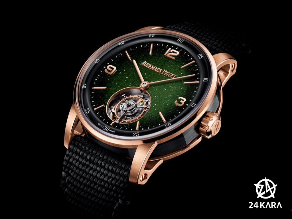 Code 11.59 By Audemars Piguet Flying Tourbillon Smoked Green Aventurine Dial 26396NR.OO.D002KB.01 trở lại với mặt số xanh khói cực hấp dẫn