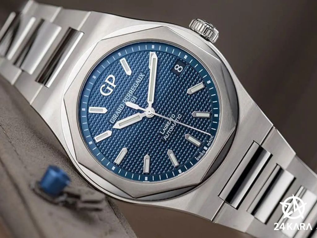 Review chi tiết đồng hồ Girard Perregaux Laureato Blue 81010-11-431-11A