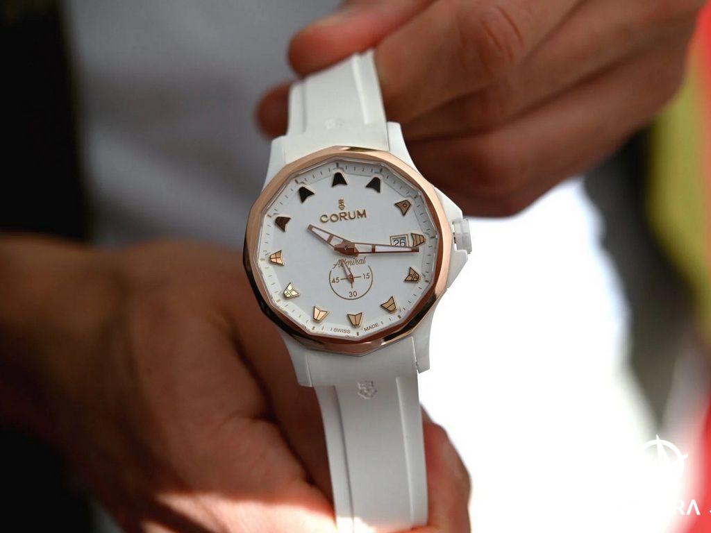 Giới thiệu các phiên bản đồng hồ Corum Admiral 42 Automatic mới