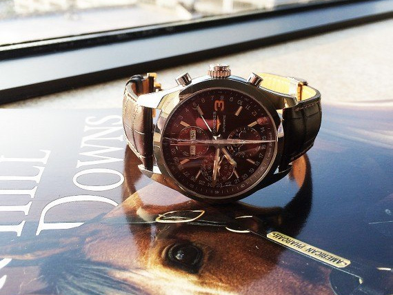 Đánh giá chiếc đồng hồ Longines Conquest Classic Triple Crown Limited Edition