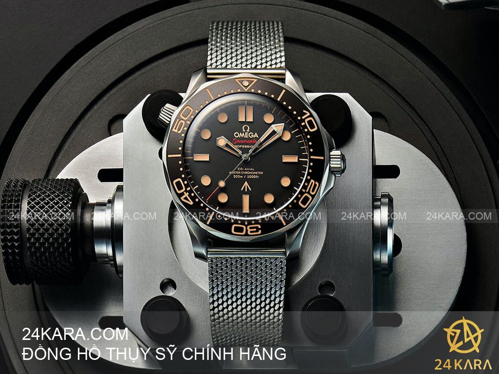 Thời gian không bao giờ ngừng với Phiên bản Omega Seamaster Diver 300M 007 mới
